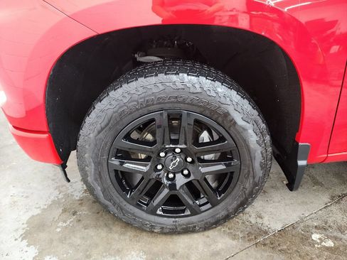 Used 2024 Chevrolet Silverado 1500 Custom AWD/4WD image 39