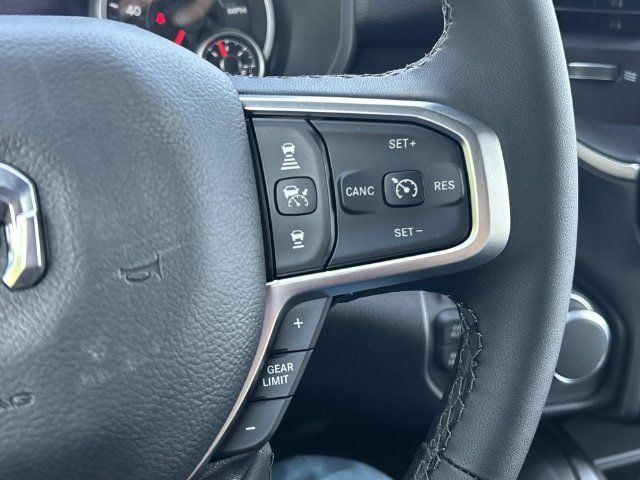 New 2026 RAM 1500 Big Horn AWD/4WD image 9