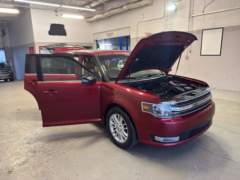 Used 2013 Ford Flex SEL AWD/4WD image 7