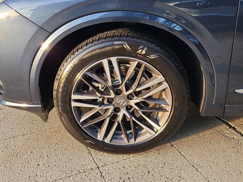 Certified 2025 Acura MDX SH-AWD w/ Advance Package image 9