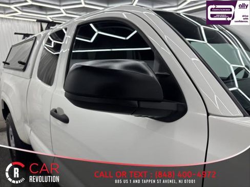 Used 2020 Toyota Tacoma SR image 43