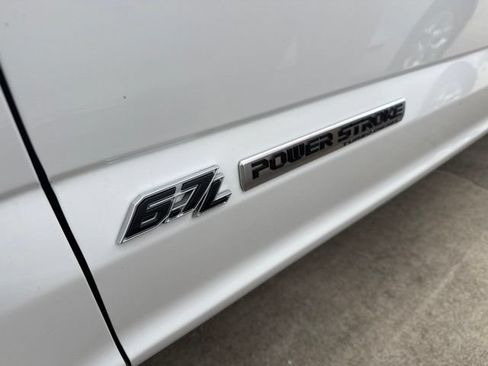 Used 2021 Ford F350 Platinum AWD/4WD image 4