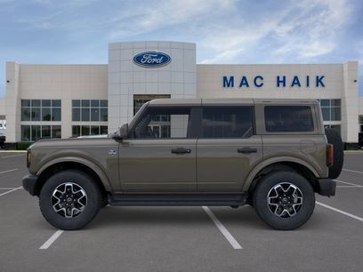 New 2026 Ford Bronco Outer Banks