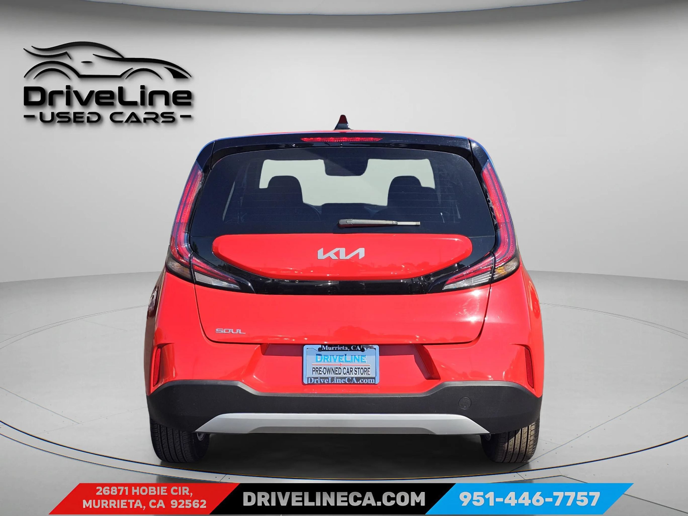 Used 2025 Kia Soul LX w/ LX Technology Package FWD image 3