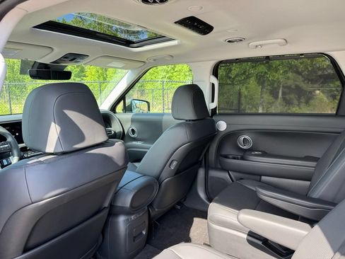 Used 2026 Hyundai Palisade SEL Premium FWD image 22