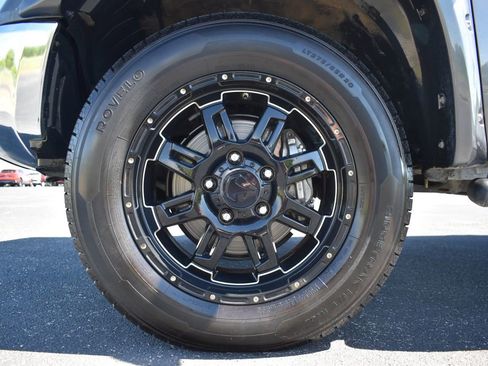 Used 2016 Toyota Tundra SR5 w/ SR5 Upgrade Package image 16