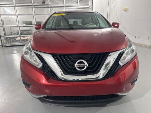 Used 2015 Nissan Murano S image 3