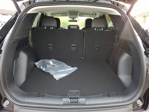New 2026 Ford Escape SE FWD image 27