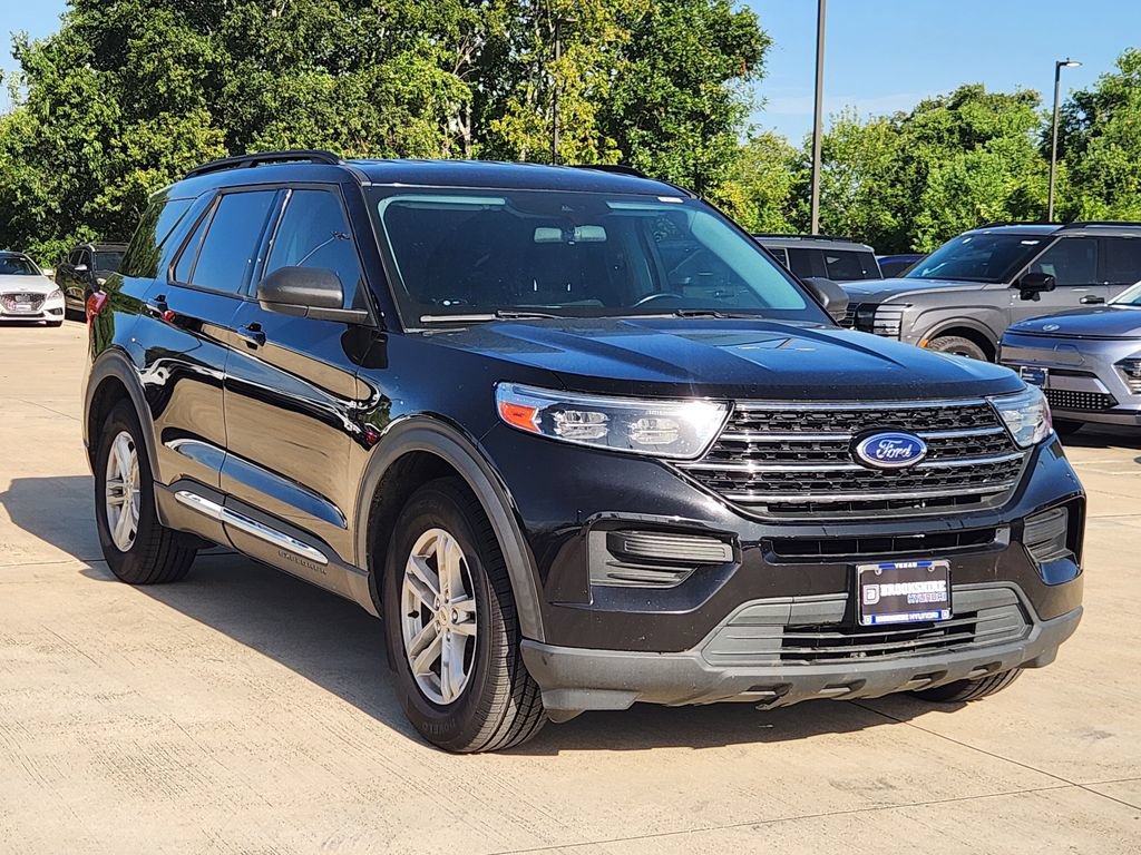 Used 2020 Ford Explorer XLT RWD image 3