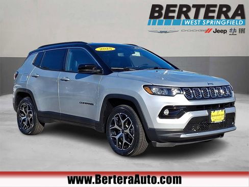 Certified 2025 Jeep Compass Limited AWD/4WD image 1