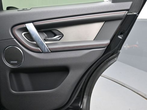 Used 2023 Land Rover Discovery Sport S R-Dynamic image 22