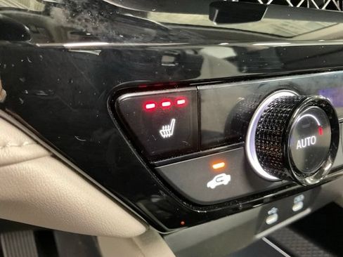Certified 2025 Honda Accord EX-L image 34