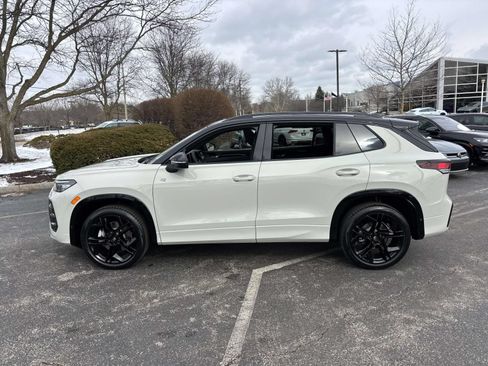 Used 2026 Volkswagen Tiguan SE R-Line AWD/4WD image 4