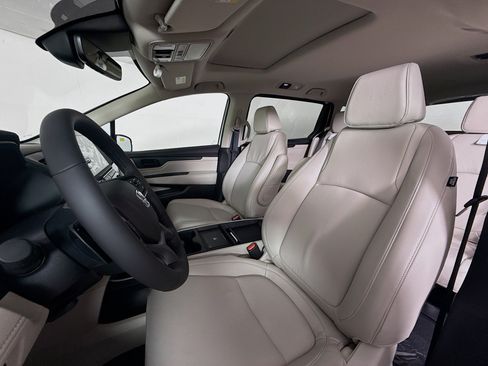 New 2026 Honda Odyssey EX-L image 25