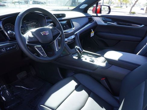 New 2026 Cadillac XT5 Premium Luxury w/ Driver Assist Package image 17