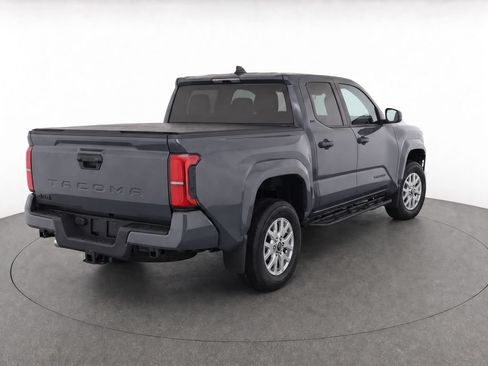 Certified 2024 Toyota Tacoma SR5 AWD/4WD image 4