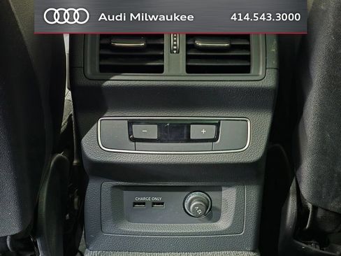 Used 2023 Audi Q5 2.0T Premium Plus w/ Premium Plus Package AWD/4WD image 22