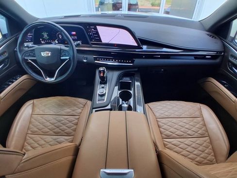 Certified 2023 Cadillac Escalade ESV Premium Luxury image 3