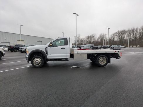 New 2025 Ford F550 4x4 Regular Cab Super Duty image 8