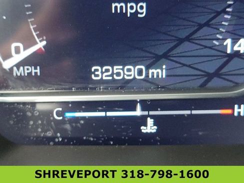 Certified 2025 GMC Sierra 2500 SLT w/ SLT Premium Package AWD/4WD image 12