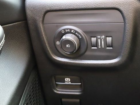 New 2025 Jeep Grand Cherokee L Limited AWD/4WD image 36