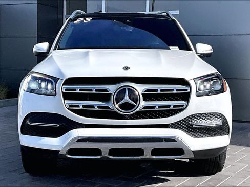 Used 2023 Mercedes-Benz GLS 450 4MATIC image 2