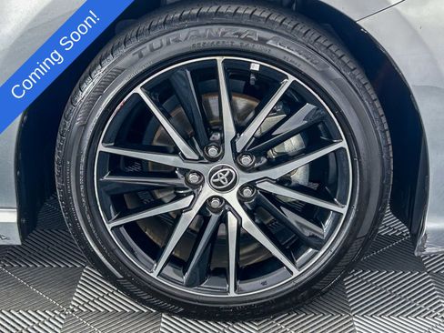 Used 2023 Toyota Camry SE image 12