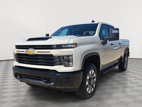 New 2026 Chevrolet Silverado 2500 Custom w/ Custom Value Package AWD/4WD image 3