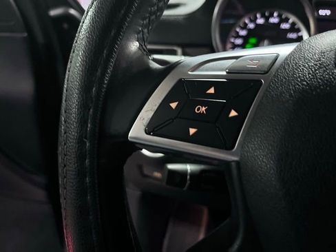 Used 2014 Mercedes-Benz GL 450 4MATIC image 27