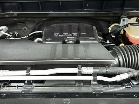 Used 2020 Chevrolet Silverado 1500 Custom w/ Custom Value Package AWD/4WD image 36