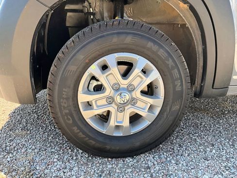 New 2025 RAM ProMaster 1500 w/ Quick Order Package 22G SLT image 14