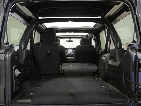 Used 2022 Jeep Wrangler Unlimited Sport AWD/4WD image 27