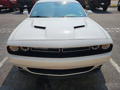 Used 2023 Dodge Challenger SXT RWD image 4