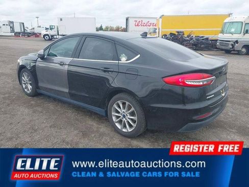 Used 2020 Ford Fusion SE image 5