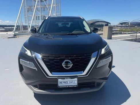 Used 2021 Nissan Rogue SV w/ Premium Package AWD/4WD image 8
