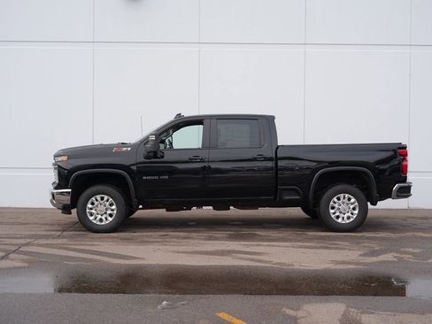 Used 2025 Chevrolet Silverado 3500 LT w/ All Star Edition image 6