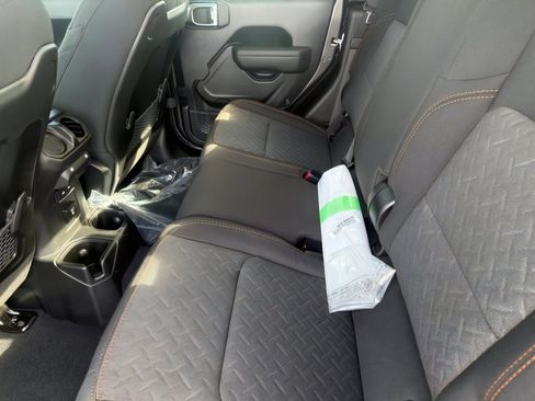 New 2026 Jeep Gladiator Mojave image 13