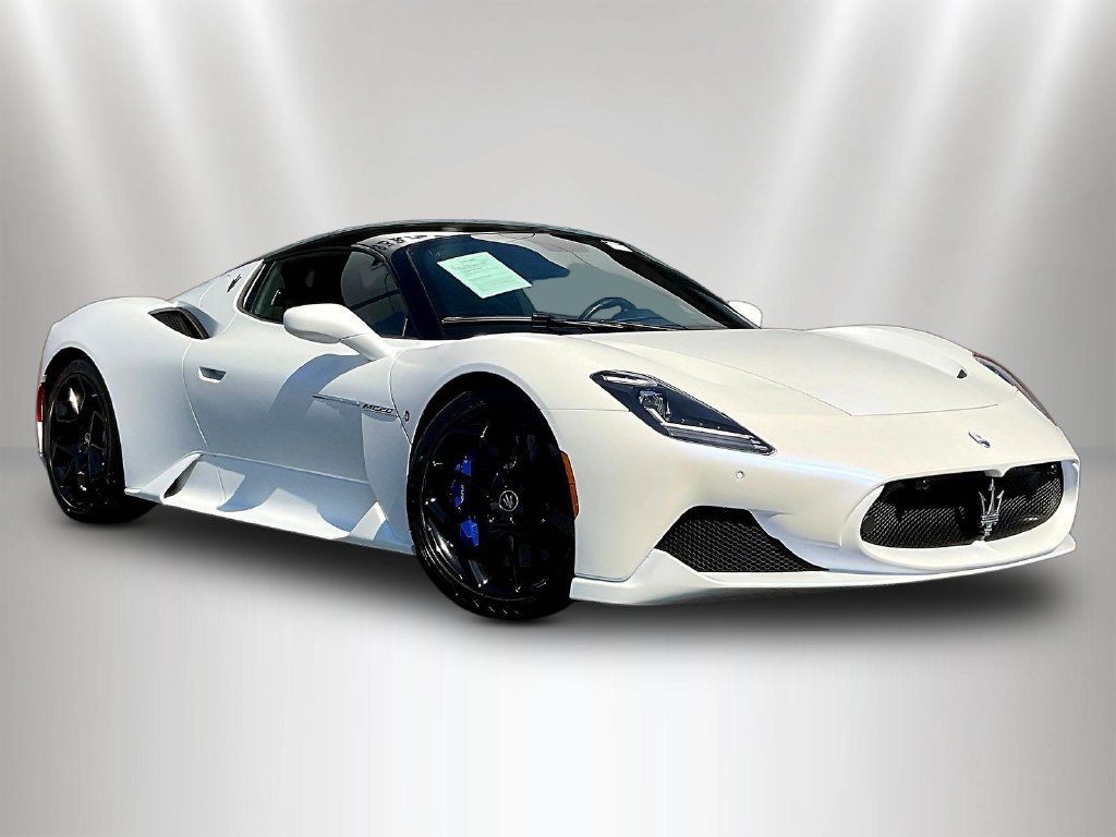 Used 2022 Maserati MC20 Coupe RWD image 3