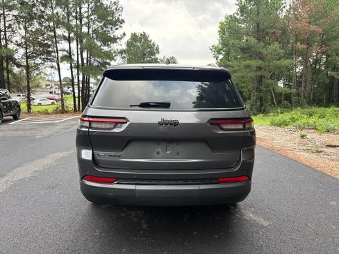 Used 2021 Jeep Grand Cherokee L Laredo AWD/4WD image 7