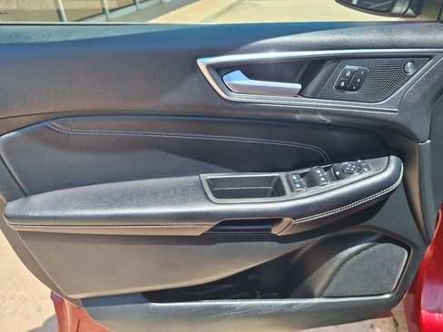 Used 2023 Ford Edge Titanium AWD/4WD image 12
