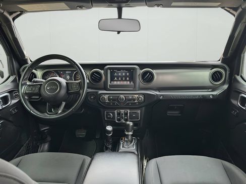 Used 2018 Jeep Wrangler Unlimited Sport S AWD/4WD image 16