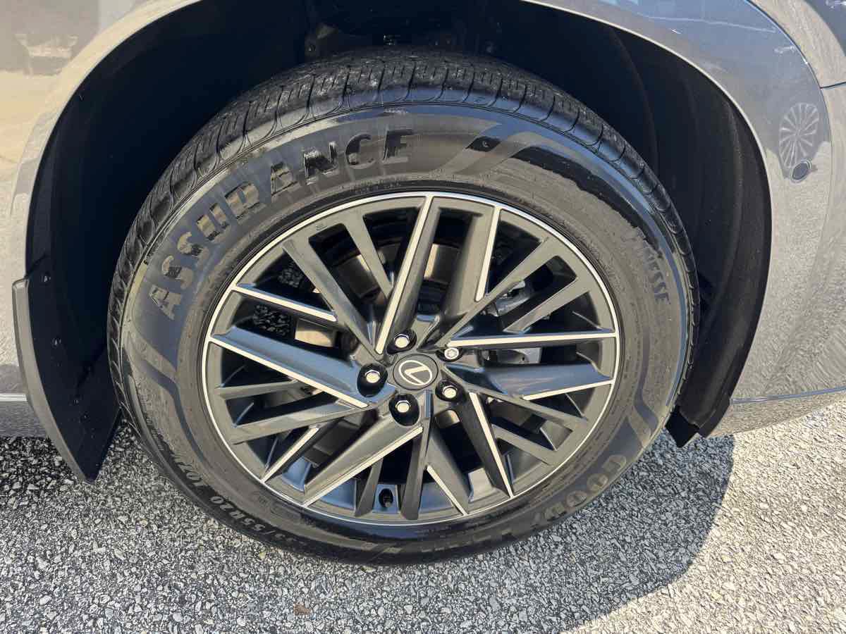 Used 2026 Lexus TX 350 AWD w/ Technology Package image 37