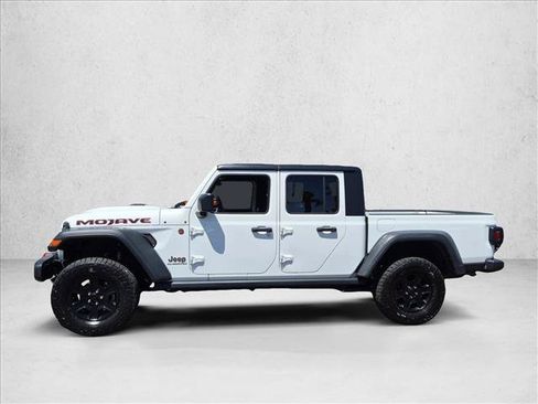 Used 2021 Jeep Gladiator Mojave w/ Trailer Tow Package AWD/4WD image 9