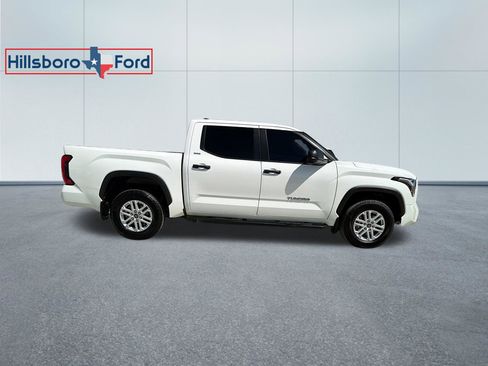 Used 2024 Toyota Tundra SR5 AWD/4WD image 5