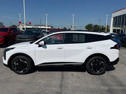 Certified 2026 Kia Sportage SX FWD image 7