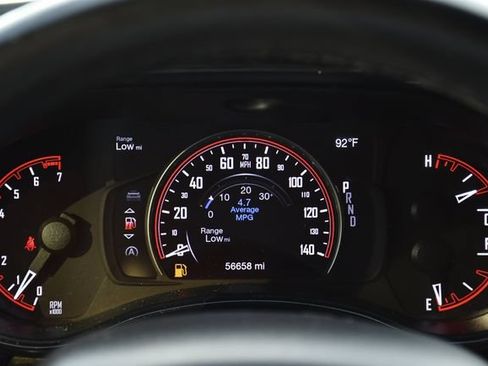 Used 2024 Dodge Durango GT RWD image 10