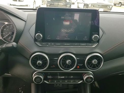 Used 2020 Nissan Sentra SR image 28