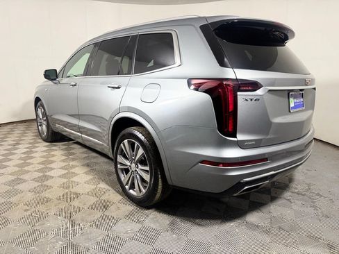 Used 2024 Cadillac XT6 Premium Luxury AWD/4WD image 4