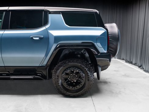 Used 2024 GMC Hummer EV 3X w/ Omega Edition AWD/4WD image 36