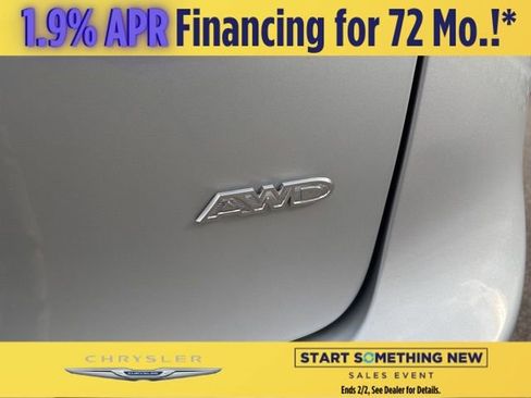 New 2026 Chrysler Pacifica Select image 28